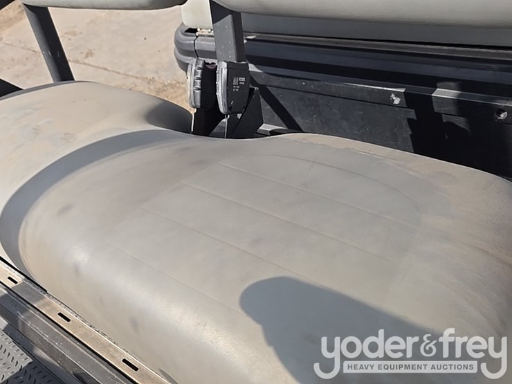 2020-club-car-carryall-1700-image-71