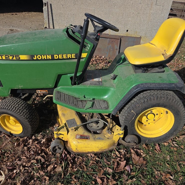 JOHN DEERE GT275
