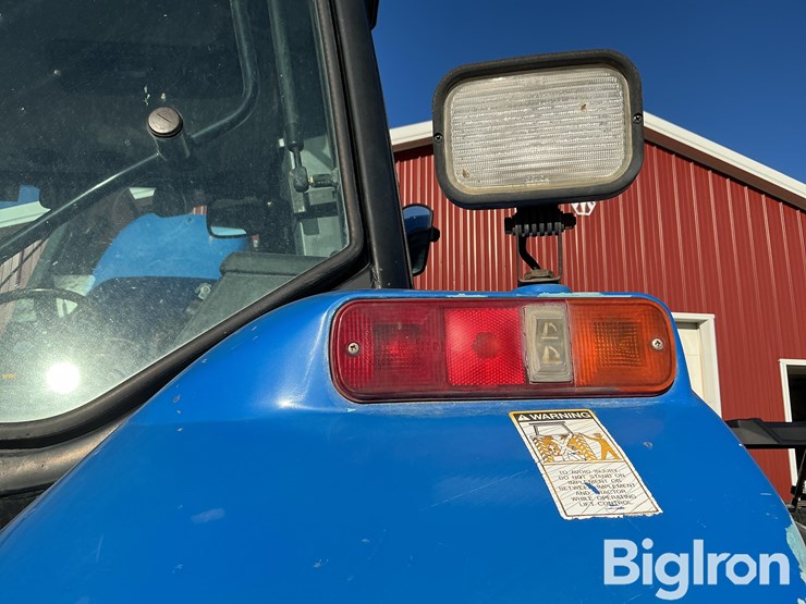 2002-new-holland-tm150-image-10