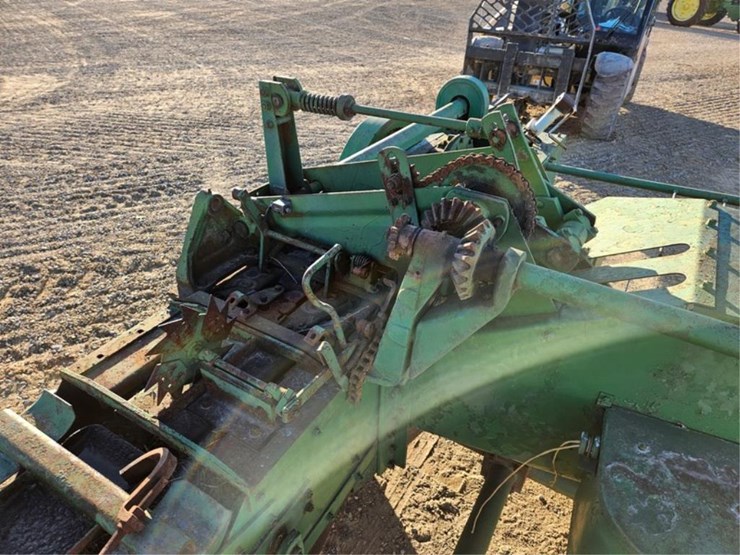 john-deere-14t-image-19