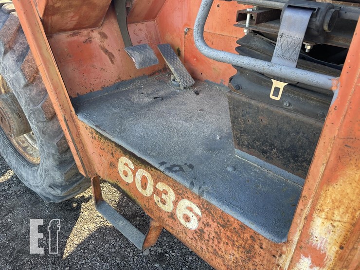 sky-trak-6036-image-10