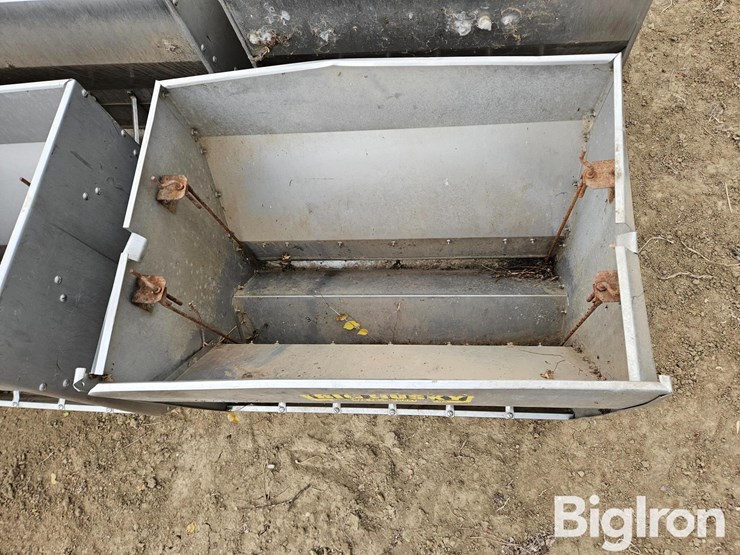 big-husky-stainless-steel-nursery-feeders-image-13