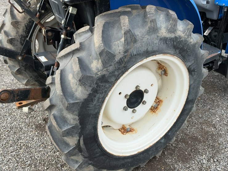 2013-new-holland-workmaster-40-image-22