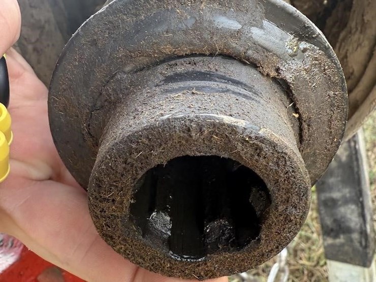 2015-new-holland-roll-belt-450-image-9