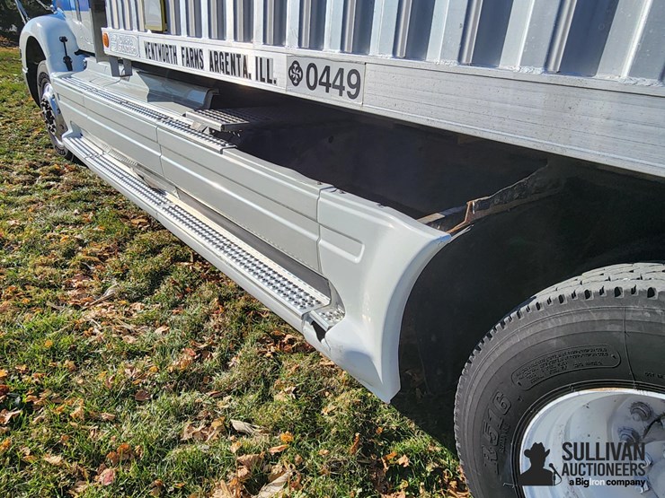 1994-international-9400-eagle-image-19