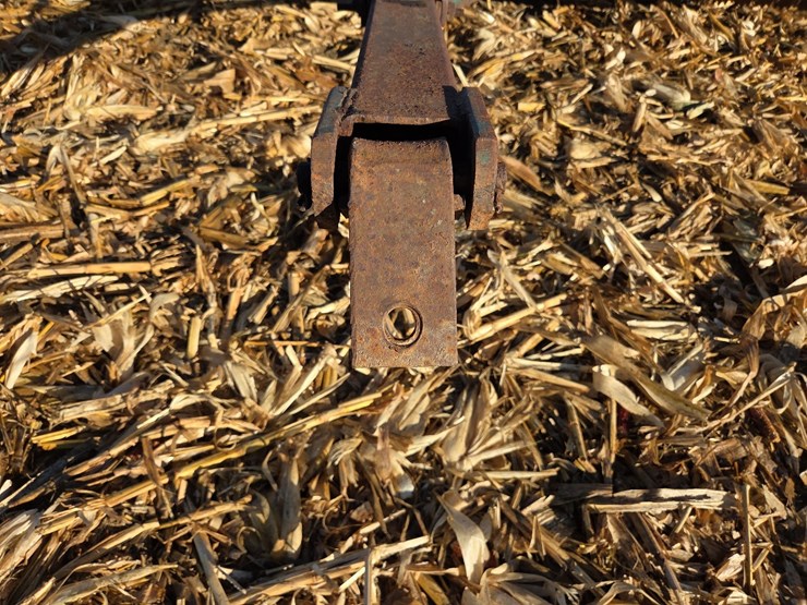 13'6"-brillion-cultimulcher-image-3