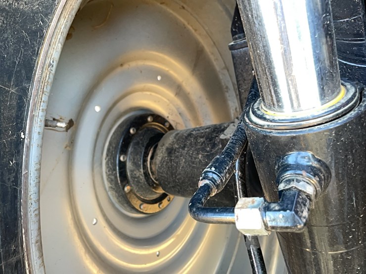 case-ih-275-image-23