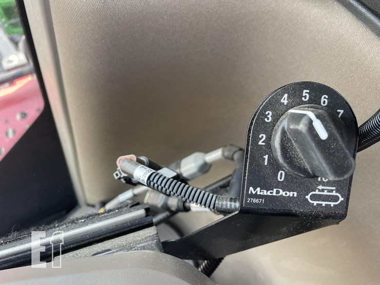 2024-case-ih-8250-image-45