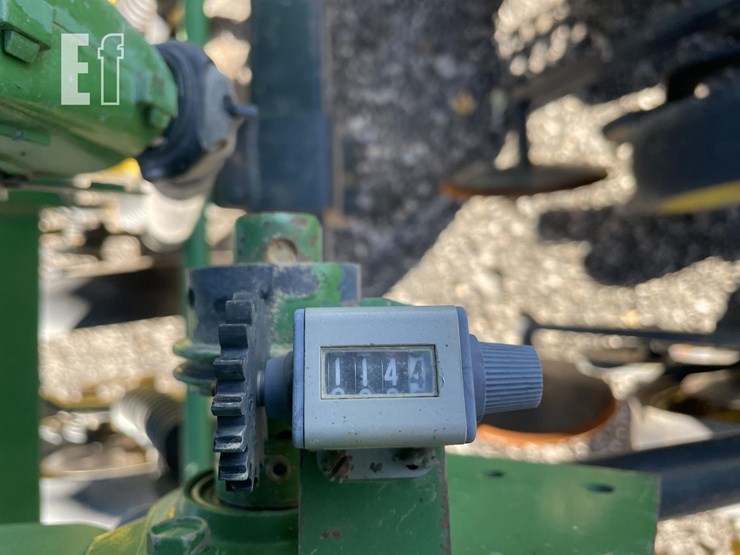 1997-john-deere-750-image-27