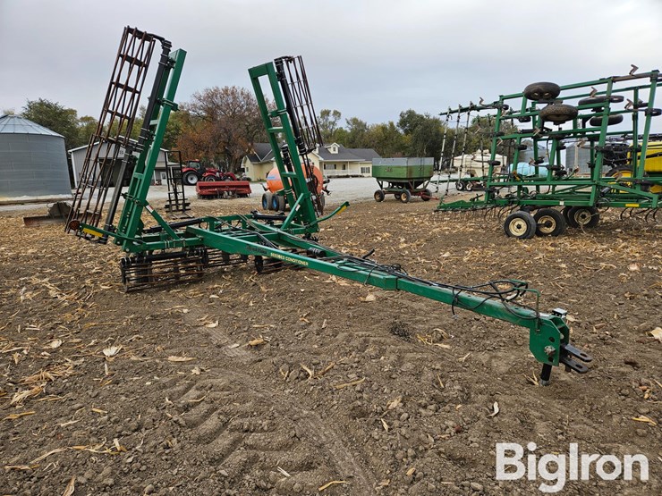 great-plains-2330sc-30'-wide-seedbed-conditioner-image-3