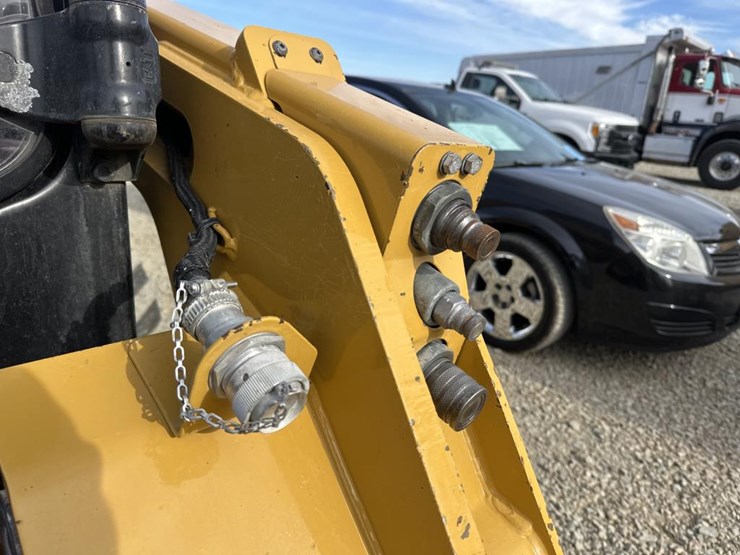 caterpillar-236d3-image-22