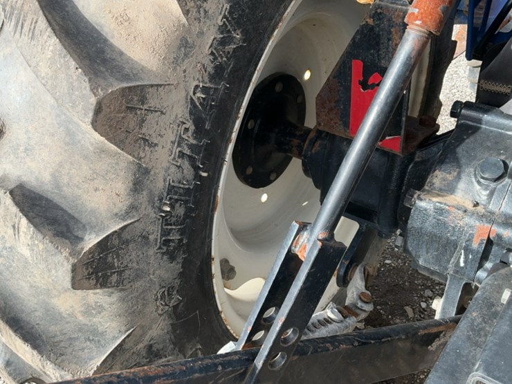 2013-new-holland-workmaster-40-image-18