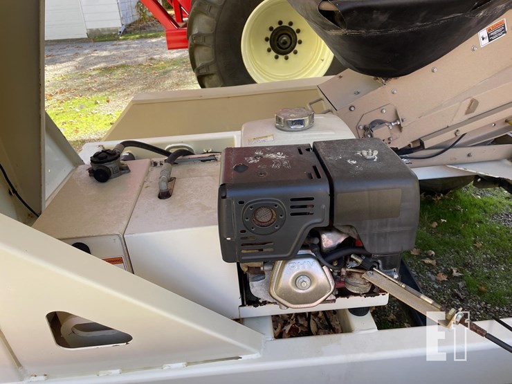 2010-unverferth-3750-image-36