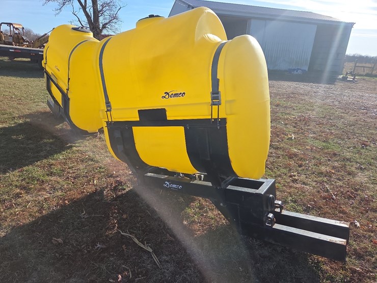 demco-saddle-tanks-w/-mounting-brackets-image-5