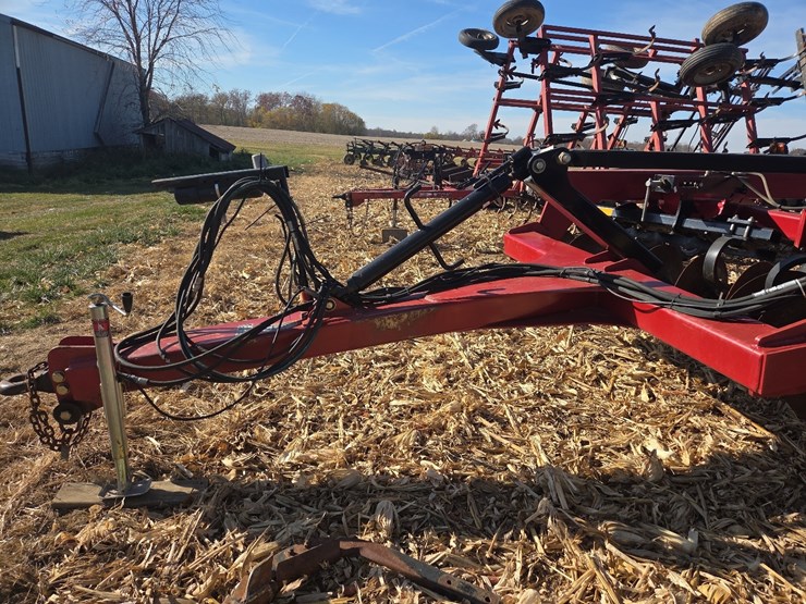 case-ih-690-image-28