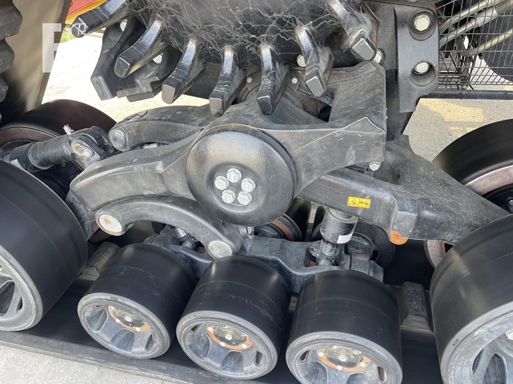 2024-case-ih-8250-image-28