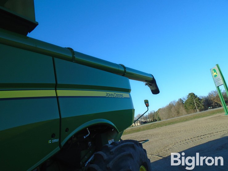 2021-john-deere-s780-image-17