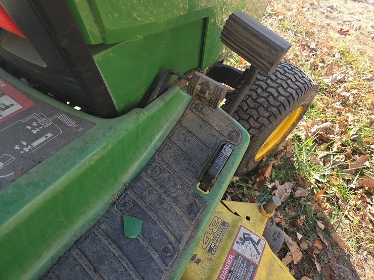 john-deere-gt275-image-11