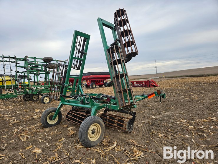 great-plains-2330sc-30'-wide-seedbed-conditioner-image-5