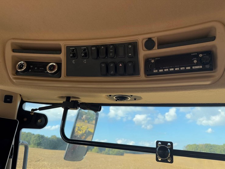 2023-case-ih-540-image-44