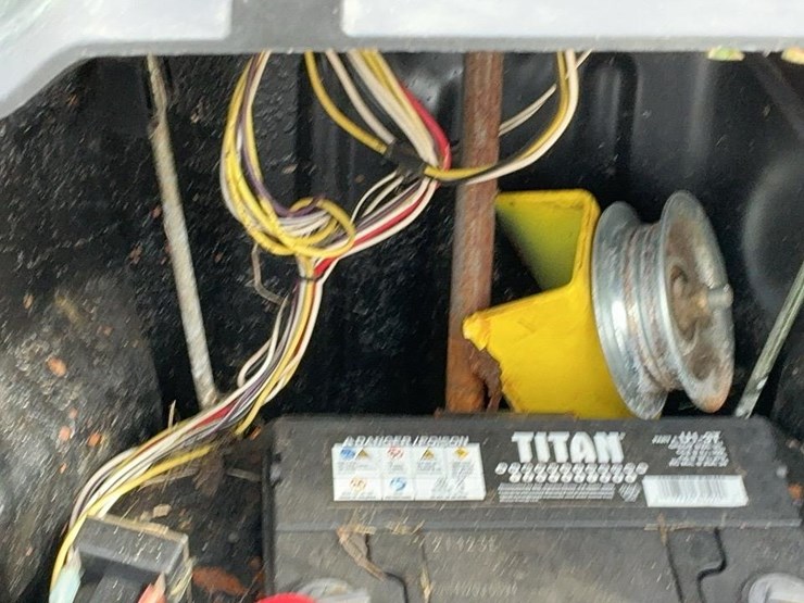 john-deere-l120-image-27