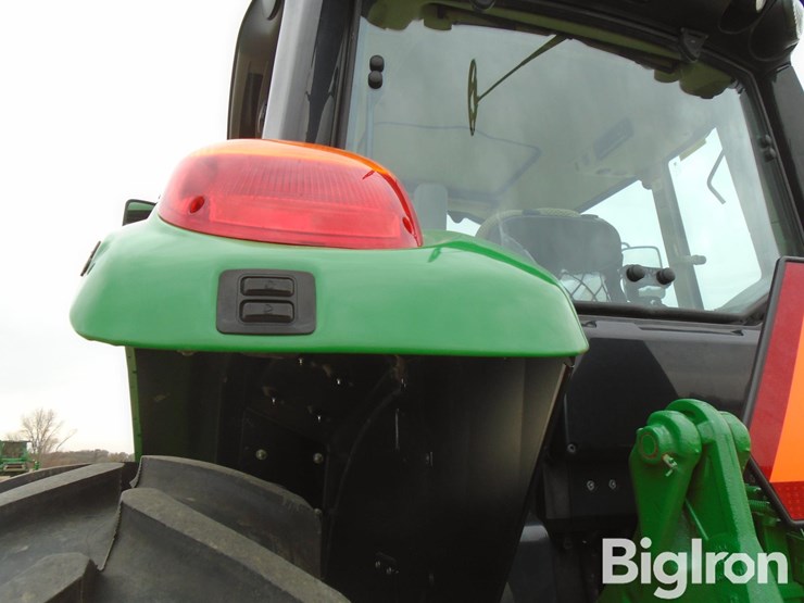 2023-john-deere-6155m-image-15