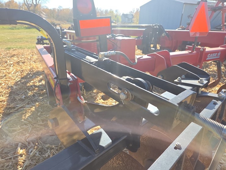 case-ih-690-image-19