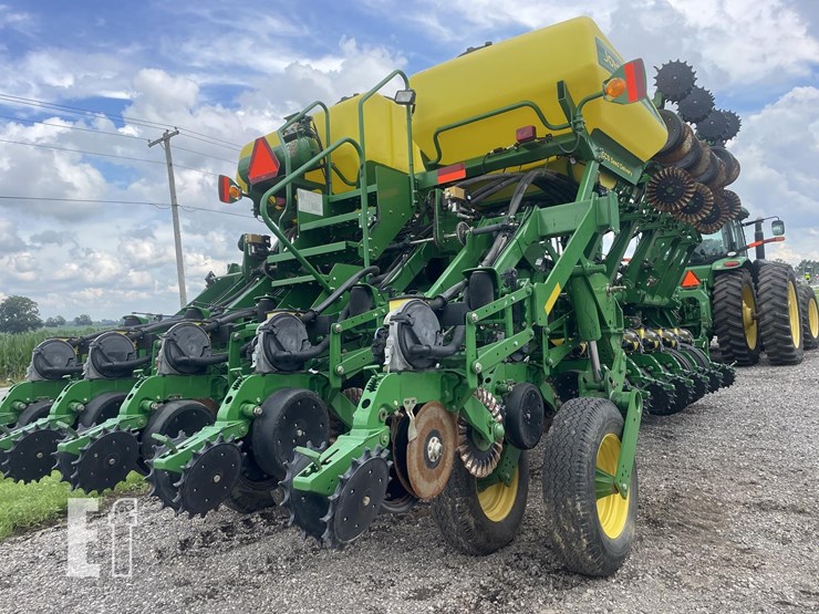 2012-john-deere-1790-image-6