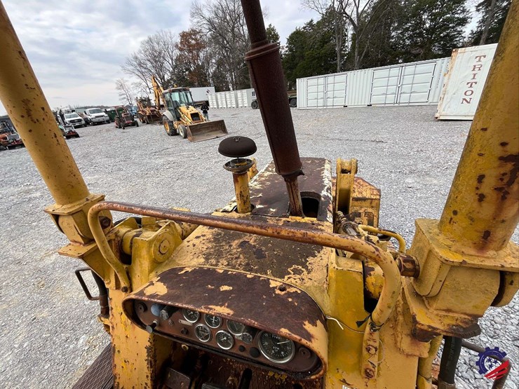 massey-ferguson-300-image-39