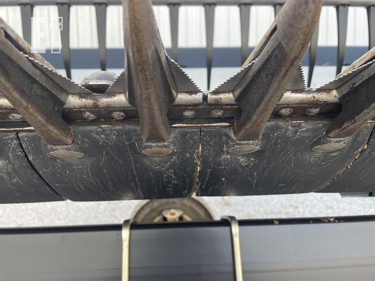 2024-case-ih-fd240-image-19