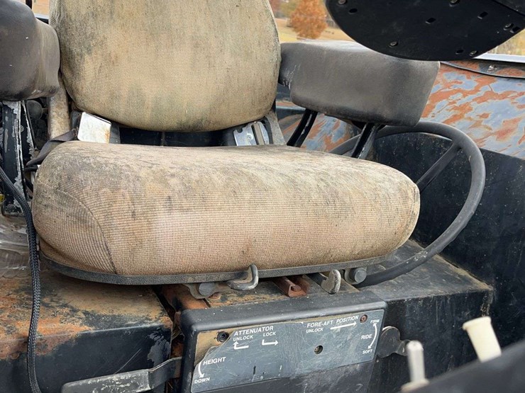 john-deere-4640-image-12