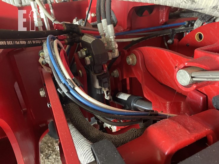 2024-case-ih-2160-image-15