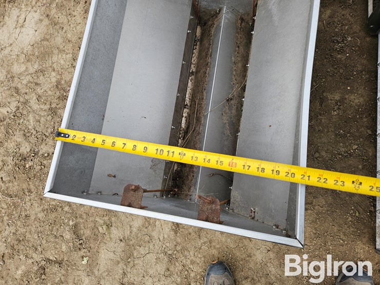 big-husky-stainless-steel-nursery-feeders-image-16