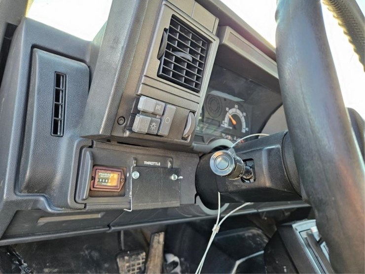 1997-imt-5200-image-46