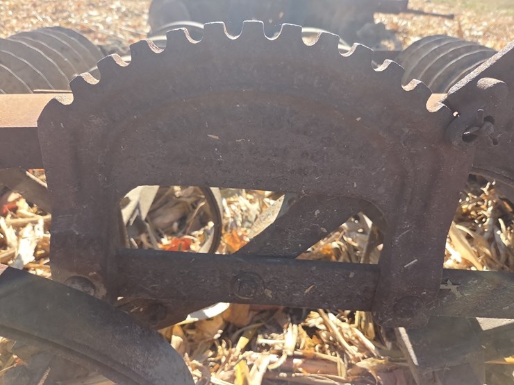 8'-dunham-cultimulcher-image-7