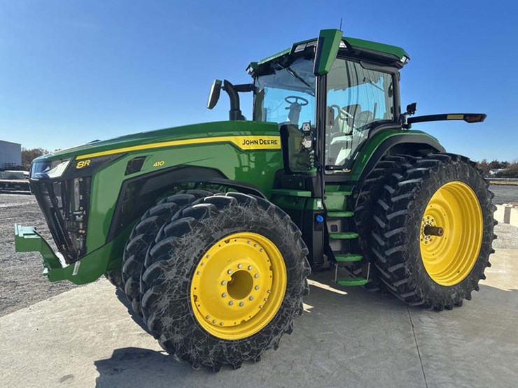 2024-john-deere-8r-410-image-1