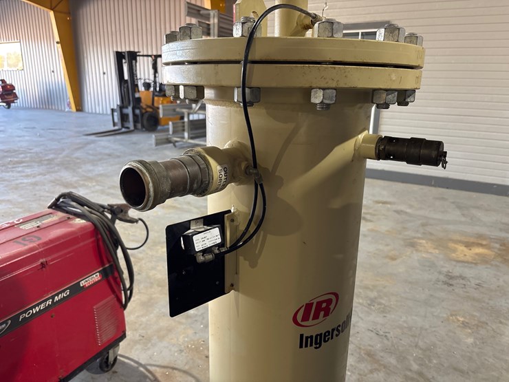#2758-•-ingersoll-rand-nlm-500-seperater-image-4