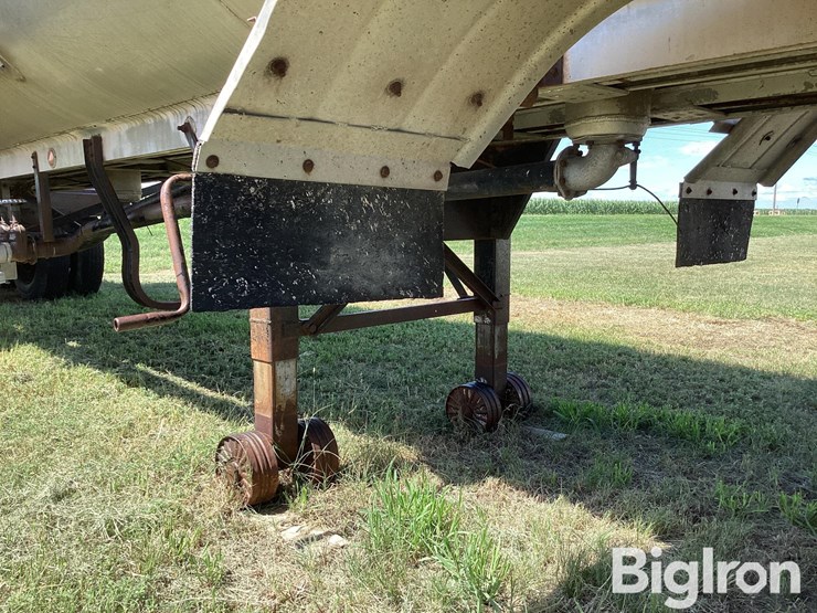 1969-trailmobile-trailer-image-10