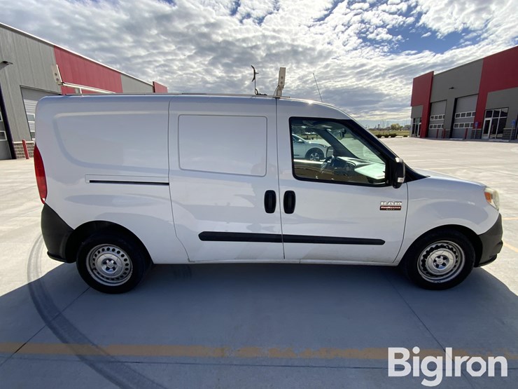 2017-ram-promaster-city-image-4