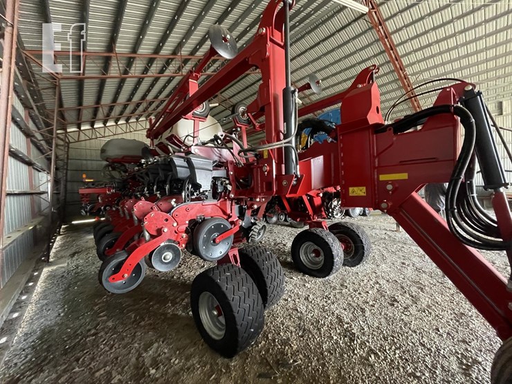 2024-case-ih-2160-image-9