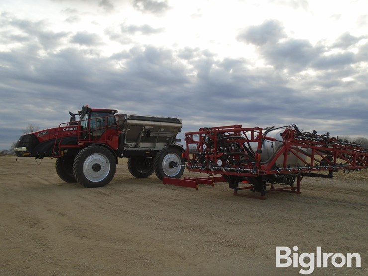 2018-case-ih-trident-5550-image-2