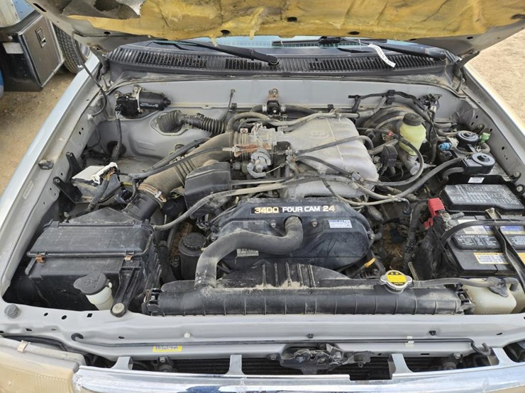 2000-toyota-tacoma-image-22