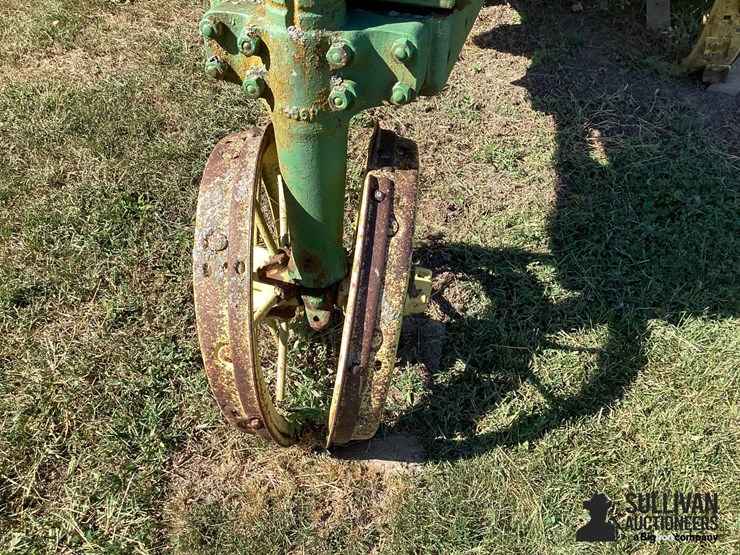 john-deere-b-image-17