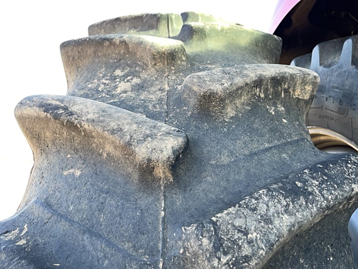 case-ih-275-image-27