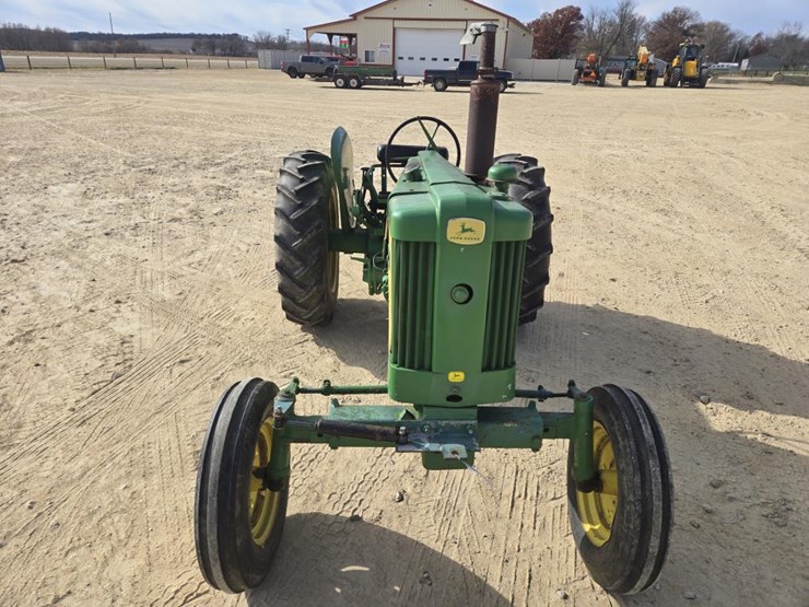 john-deere-420-image-2