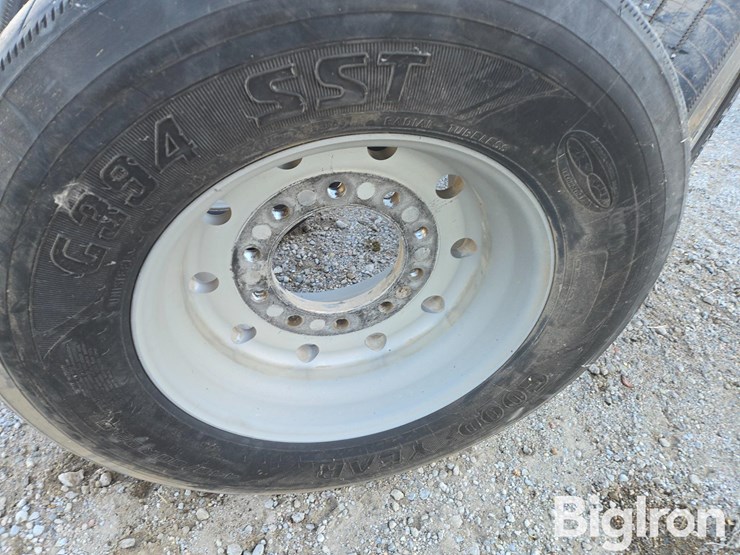 goodyear-445/50r22.5-super-single-tires-on-aluminum-wheels-image-15