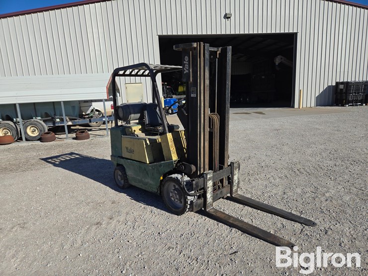 yale-forklift-image-3