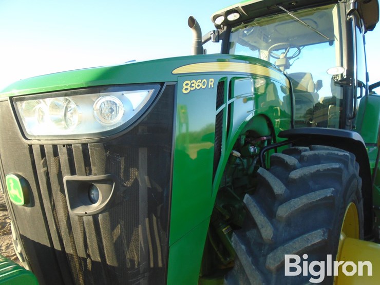 2014-john-deere-8360r-image-10