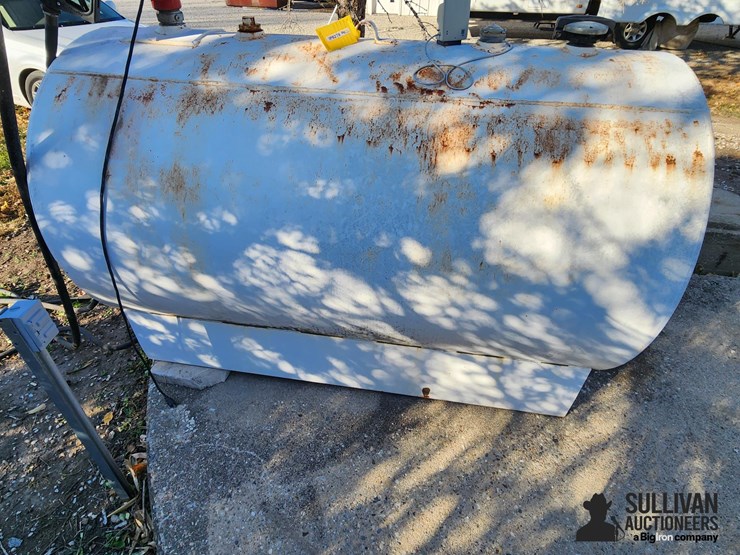 500-gal-fuel-tank-image-8