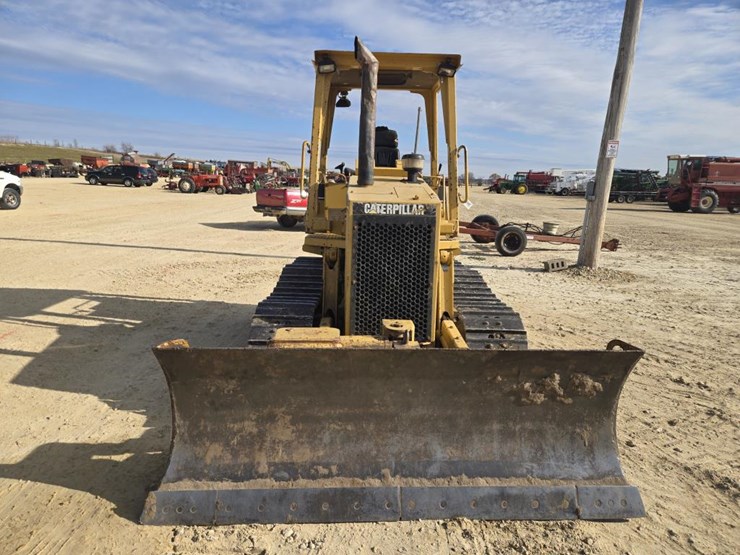 1996-caterpillar-d3c-image-2